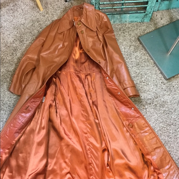 EUC Vintage Korea Leather Trench Coat - Picture 6 of 7